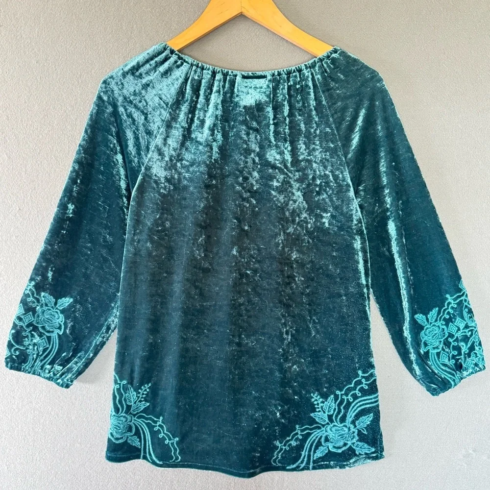 Johnny Was Crushed Velvet Peasant Blouse Teal Embroidered Boho Top Size S Tassel - Picture 3 of 9
